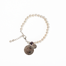 Load image into Gallery viewer, Suffield Academy Pearl Bracelet
