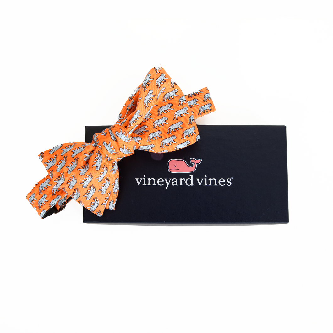 Vineyard Vines Suffield Tiger Bow Tie